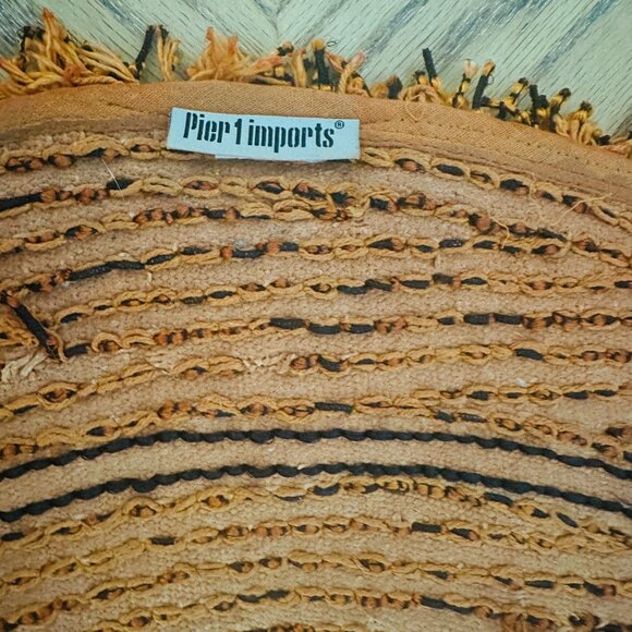 Pier 1 Imports Pumpkin Shaped Shag Rug Fall Winter Thanksgiving Decor 33 x 35” - Picture 3 of 6